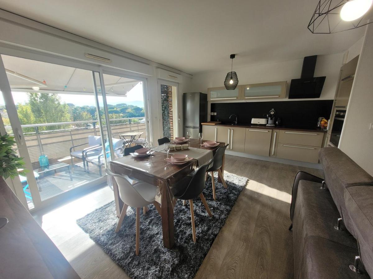 Le Palmier D'Azur - Frejus Cais - Wi-Fi Apartment ภายนอก รูปภาพ